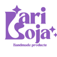 Studio @itslarisdrawing de Larissa