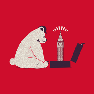 Traveler Tourist Big Ben Bear UK