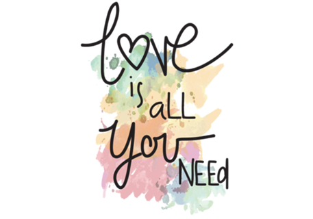 Camiseta com Frase Love Is all