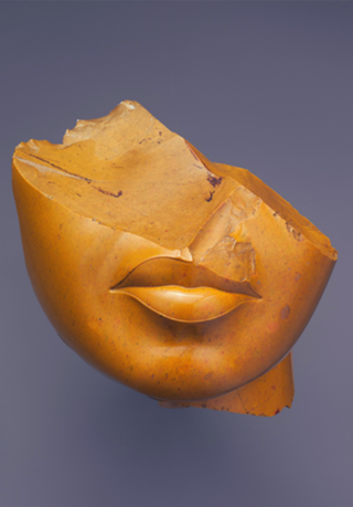 A Queen's face