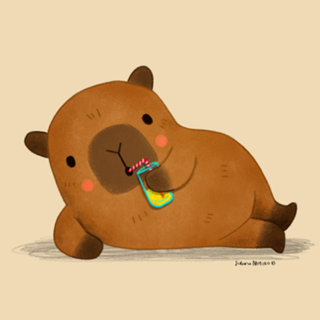 Capivara tomando um suco