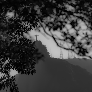 Cristo em Arvores