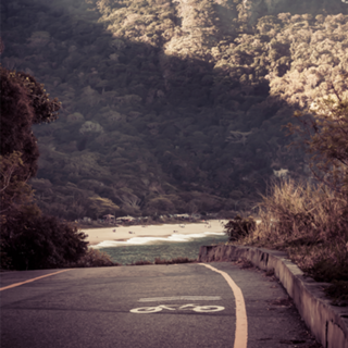 Estrada Praia